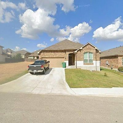 8915 Grand Western, Converse, TX 78109