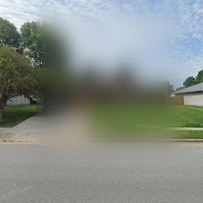 908 W Sunset St, Springfield, MO 65807