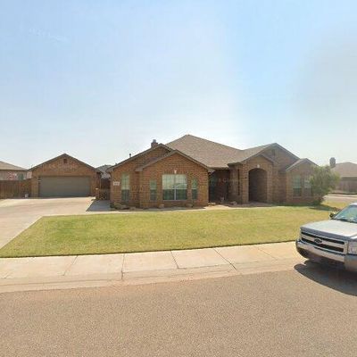 9207 Saratoga Ave, Lubbock, TX 79424