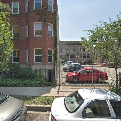 932 W Sunnyside Ave, Chicago, IL 60640