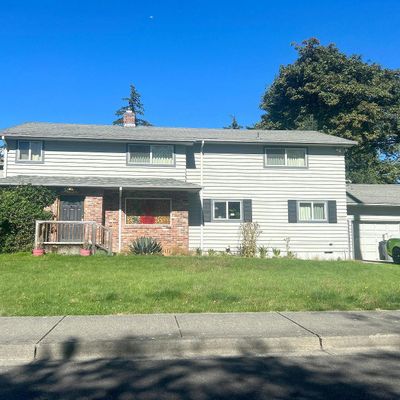 7820 Ne 195 Th St, Kenmore, WA 98028