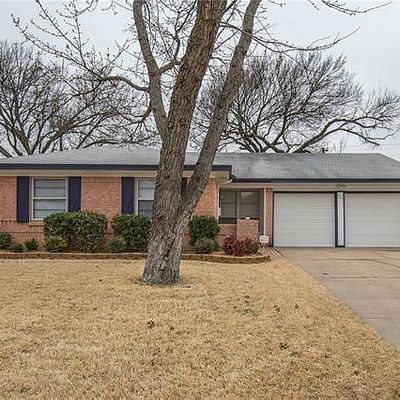 809 N Cottonwood Dr, Richardson, TX 75080