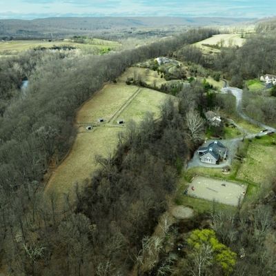 1 Indian Ln, Califon, NJ 07830