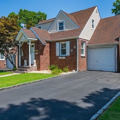 1 13 34 Th St, Fair Lawn, NJ 07410