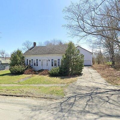 10 Nokomis Rd, Corinna, ME 04928