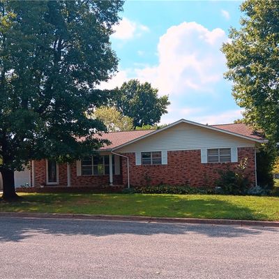 1003 E Freeman Ave, Berryville, AR 72616