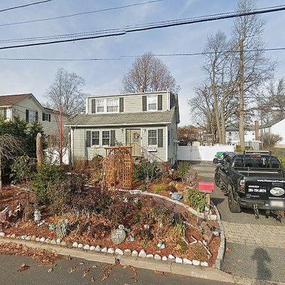 101 Grove St, Bergenfield, NJ 07621