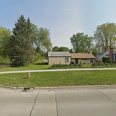 989 E Walton Blvd, Pontiac, MI 48340