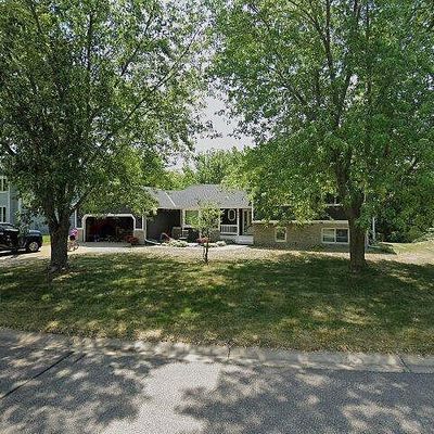 993 Bluff Pass S, Chaska, MN 55318