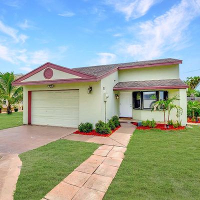 11 Verwood Way, Boynton Beach, FL 33426