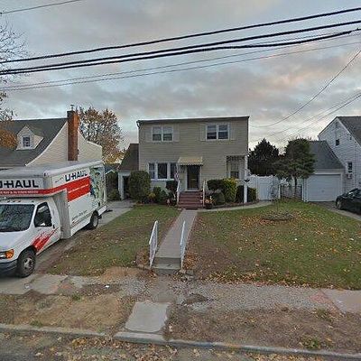 1112 Pacific St, Baldwin, NY 11510