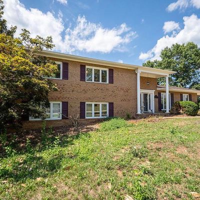 115 Gregory St, Shenandoah, VA 22849