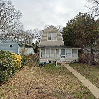 102 Laurel Ave, Island Heights, NJ 08732