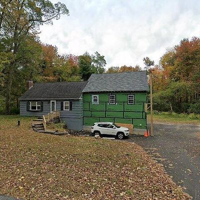 103 Forrest St, Plaistow, NH 03865