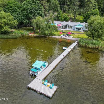 12627 N East Newman Lake Dr, Newman Lake, WA 99025