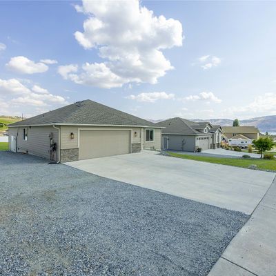 130 Summer Breeze Rd, Manson, WA 98831