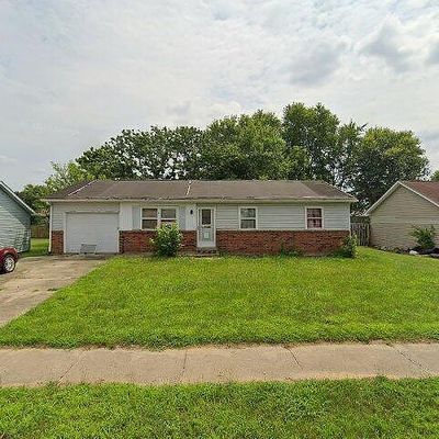 1305 Ash Ct, Martinsville, IN 46151