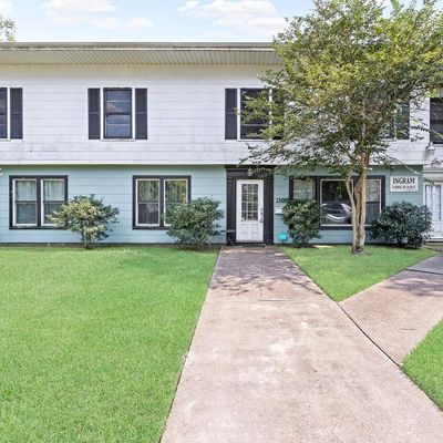 1307 W Cypress Ave, Orange, TX 77630