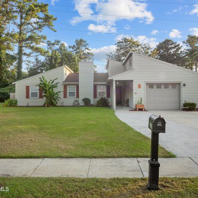 131 Silver Leaf Dr, Jacksonville, NC 28546