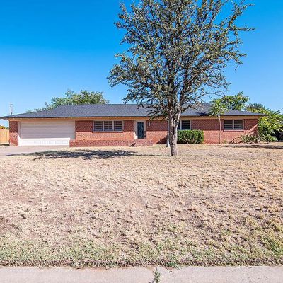 1210 Stanolind Ave, Midland, TX 79705