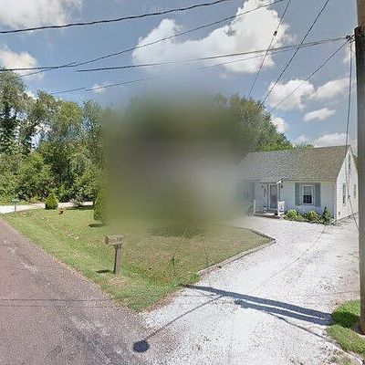 142 Kenwood St, East Peoria, IL 61611