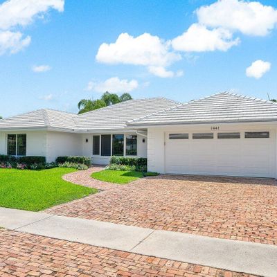 1441 Sw Tamarind Way, Boca Raton, FL 33486