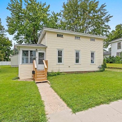 145 S State St, Berlin, WI 54923