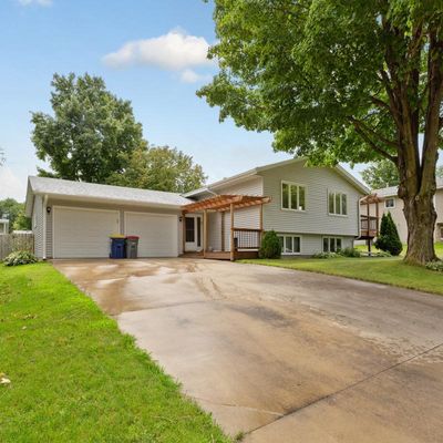 1509 Mitchell Dr, Faribault, MN 55021