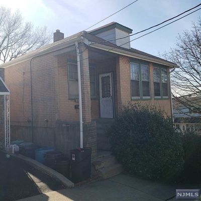 1513 67 Th St, North Bergen, NJ 07047