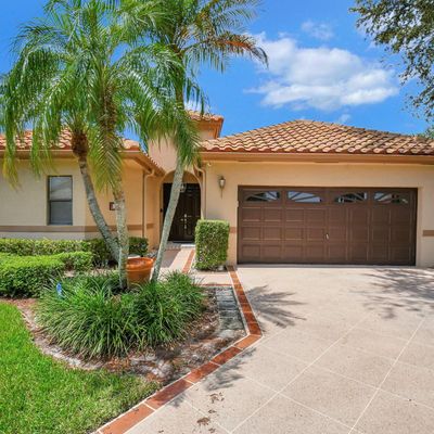 155 Executive Cir, Boynton Beach, FL 33436