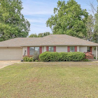 134 Ramblewood Dr, Blytheville, AR 72315