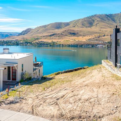 1341 Dragonfly Ct, Chelan, WA 98816