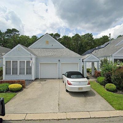 136 Longwood Dr, Manahawkin, NJ 08050