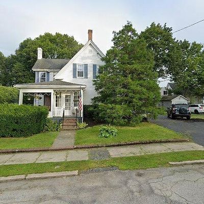 17 Pearl St, Whitman, MA 02382