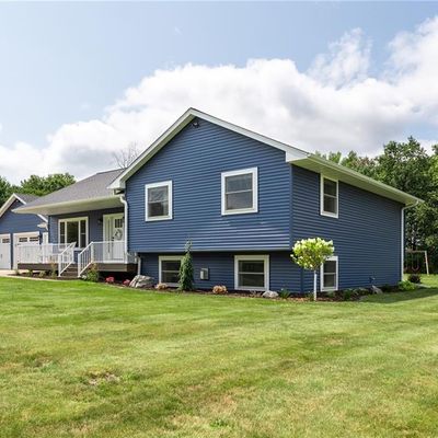 1550 Red Pine Dr, Eau Claire, WI 54701