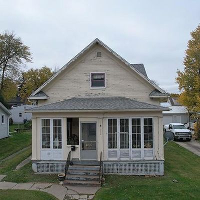 1560 Washington St, Muscatine, IA 52761