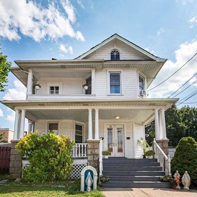 16 W Central Ave, Bergenfield, NJ 07621