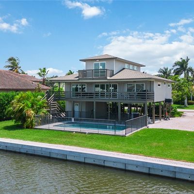 1612 Rainbow Ct, Marco Island, FL 34145