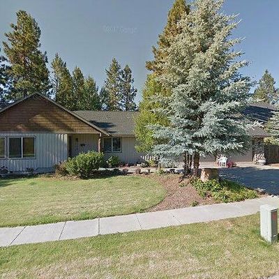 19961 Antler Point Dr, Bend, OR 97702