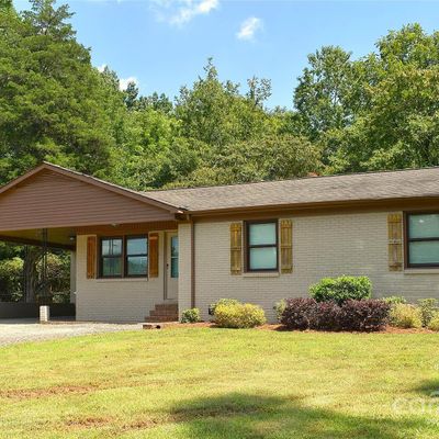 2034 Bess Town Rd, Bessemer City, NC 28016