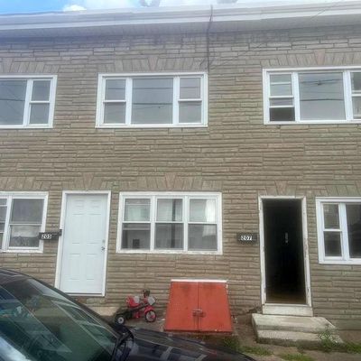 205 E Lloyd St, Shenandoah, PA 17976