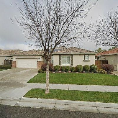 2064 Palermo Dr, Los Banos, CA 93635