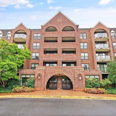 2100 Langston Blvd, Arlington, VA 22201