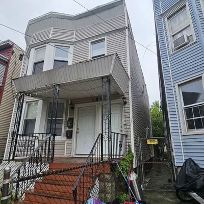 189 Dwight St, Jersey City, NJ 07305