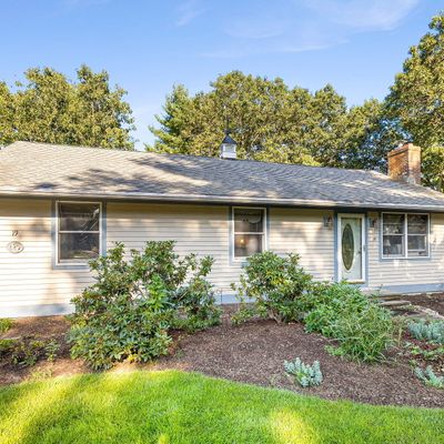 19 Pine Tree Rd, Moodus, CT 06469