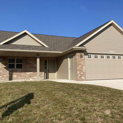 2351 E Plank Circle, Appleton, WI 54915