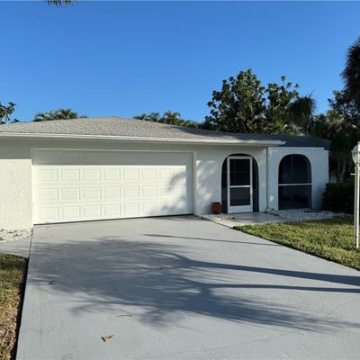 2393 Outrigger Ln, Naples, FL 34104