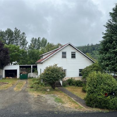 220 Fir St, Raymond, WA 98577