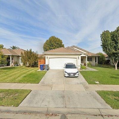 2651 Capella Dr, Merced, CA 95341