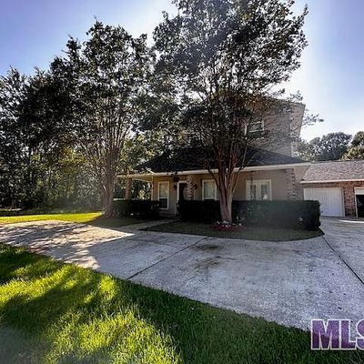 26729 Debra Dr, Denham Springs, LA 70726